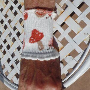 Handmade PULL ON Wrist Swag MUSHROOM